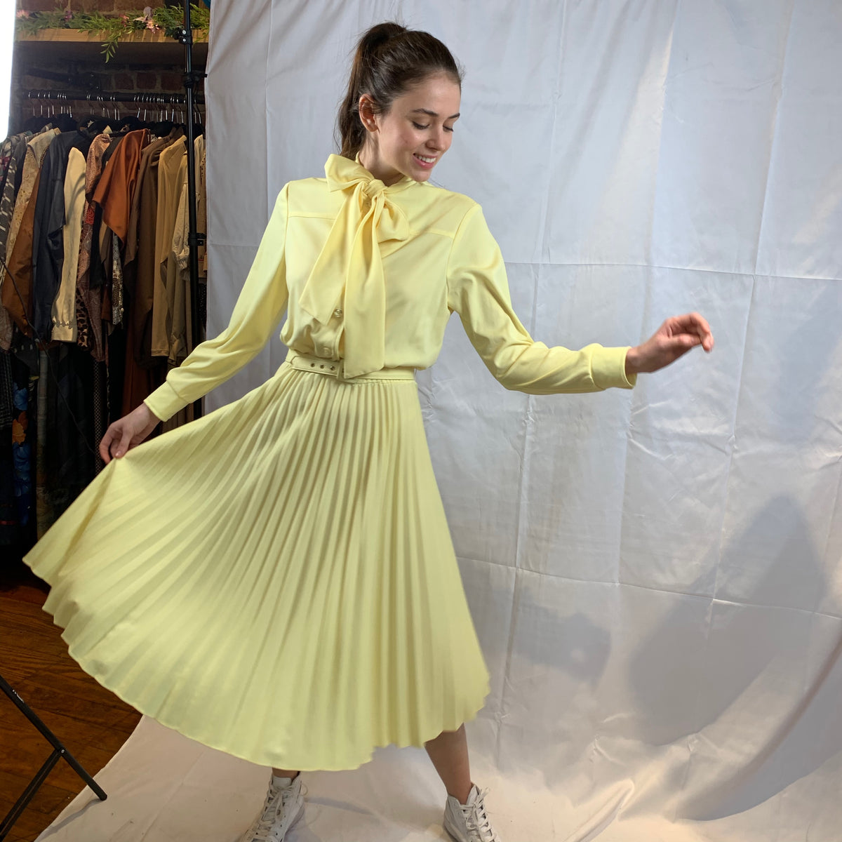 Pale yellow pleated midi dress – MyMothersArmoire