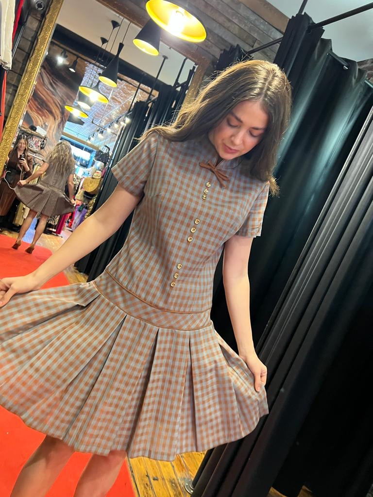 Tennis brown dress